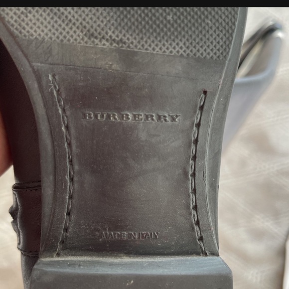 Burberry Riding Boots size 7US - Picture 2 of 5